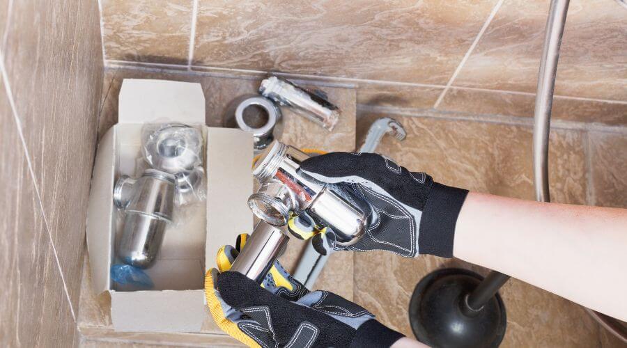 Expert Emergency Roof Repairs services in Elmore, MN